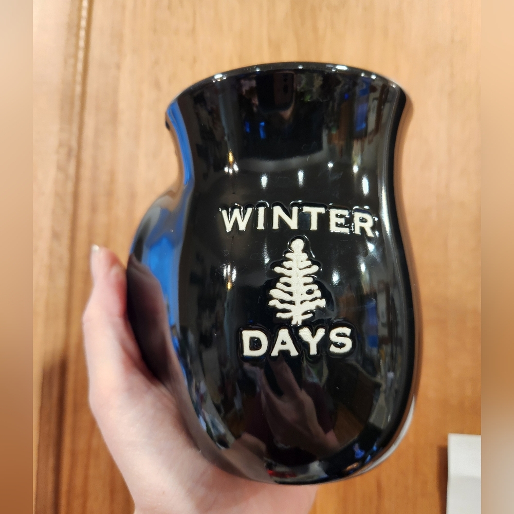 Tag Winter Days Hand Warmer Mug